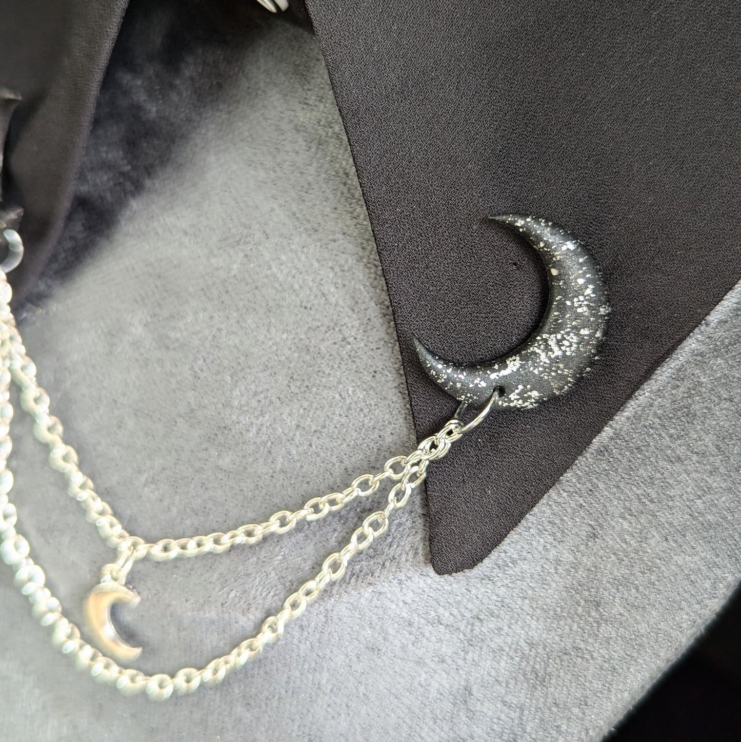 Crescent Moon Collar Chain